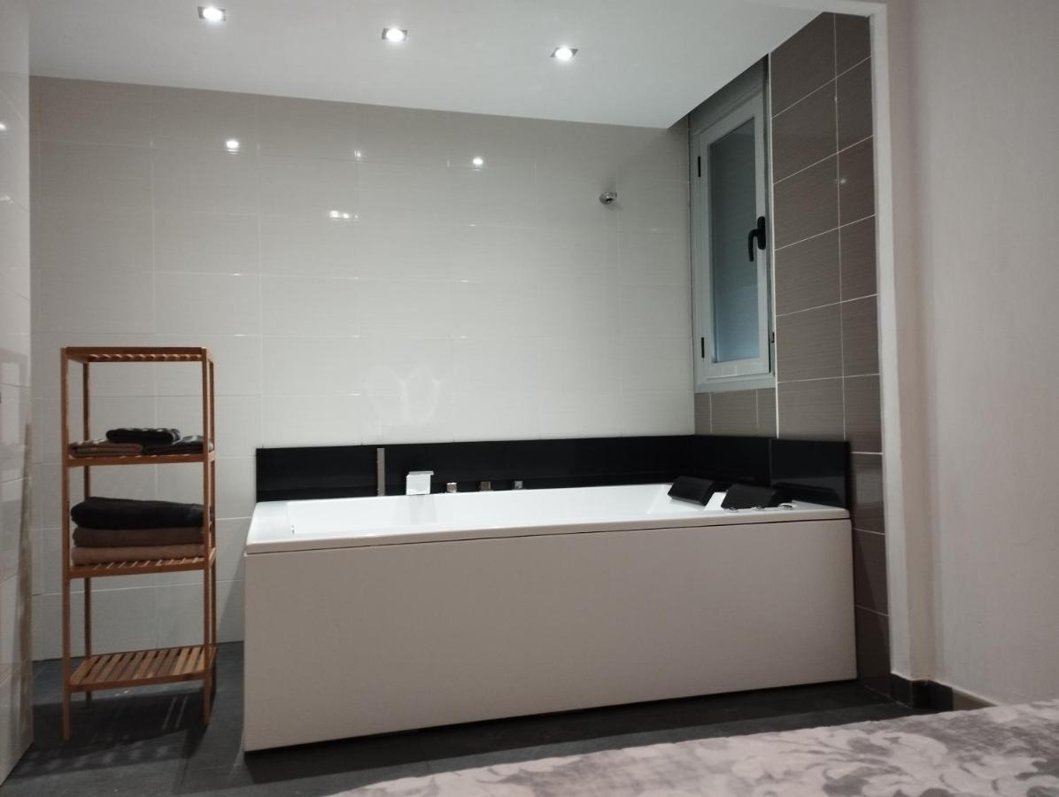 Atico Con Hidromasaje, Terraza Y Piscina En Ebrehogar Appartement Amposta Buitenkant foto